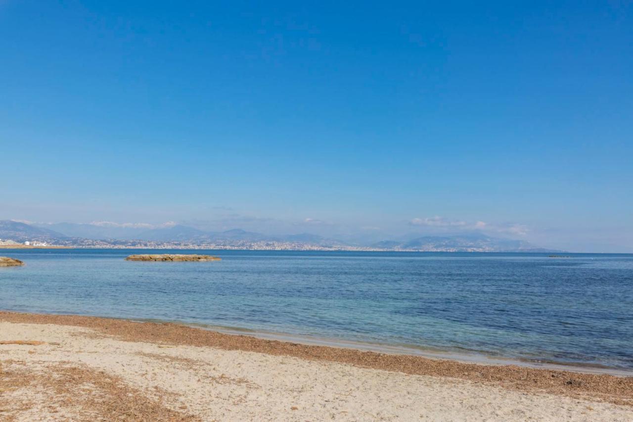 Seafront One Bedroom Apartment With A Terrasse Swimming Pool And A Parking Antibes Luaran gambar